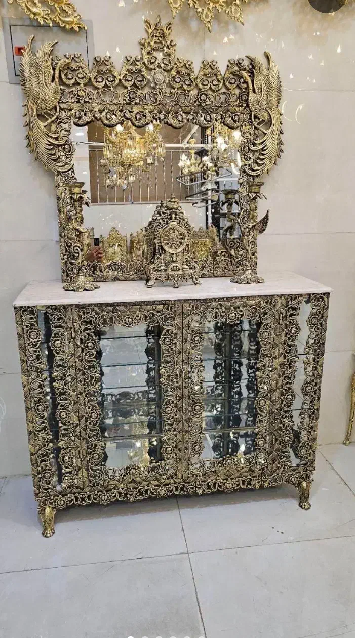 خرید فروش لوستر آینه شمعدان ساعت گنجینه برنزی|لوستر و چراغ آویز|مشهد, وکیل‌آباد|دیوار