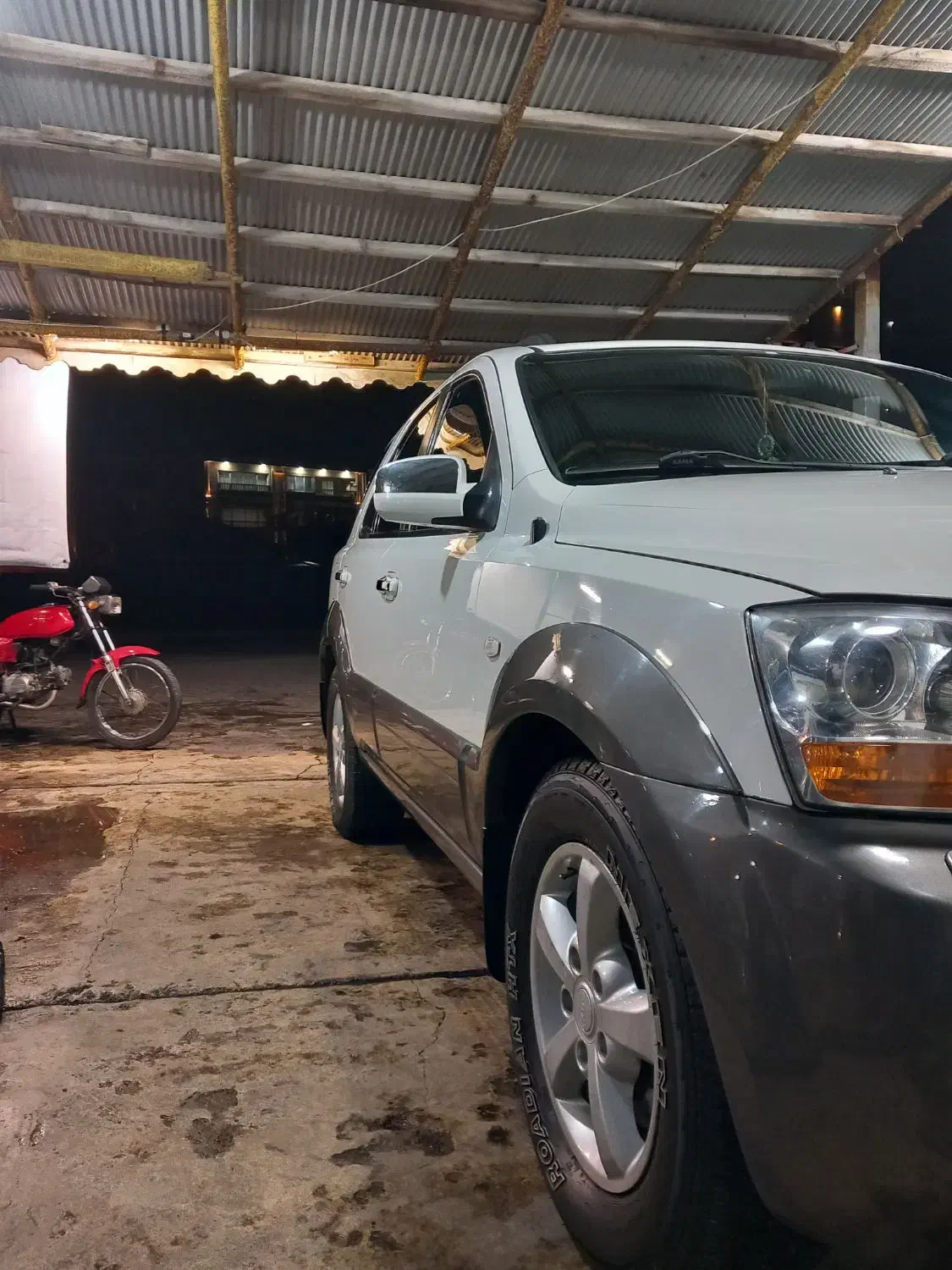 نیازمند نیروی کارواش+ جای خواب دارم|استخدام سرایداری و نظافت|رشت, پستک|دیوار