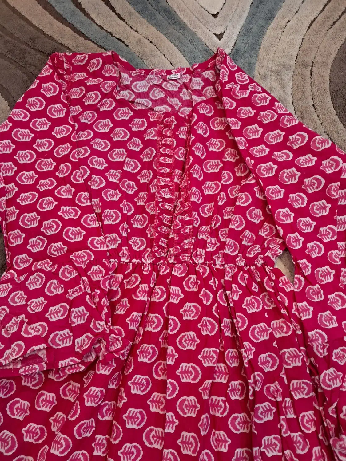 لباس|لباس|خرمآباد, |دیوار