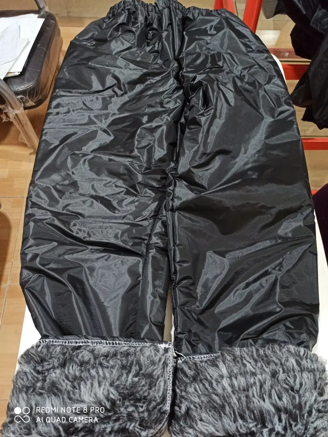 بادگیر و چکمه|لباس|گنبد کاووس, |دیوار