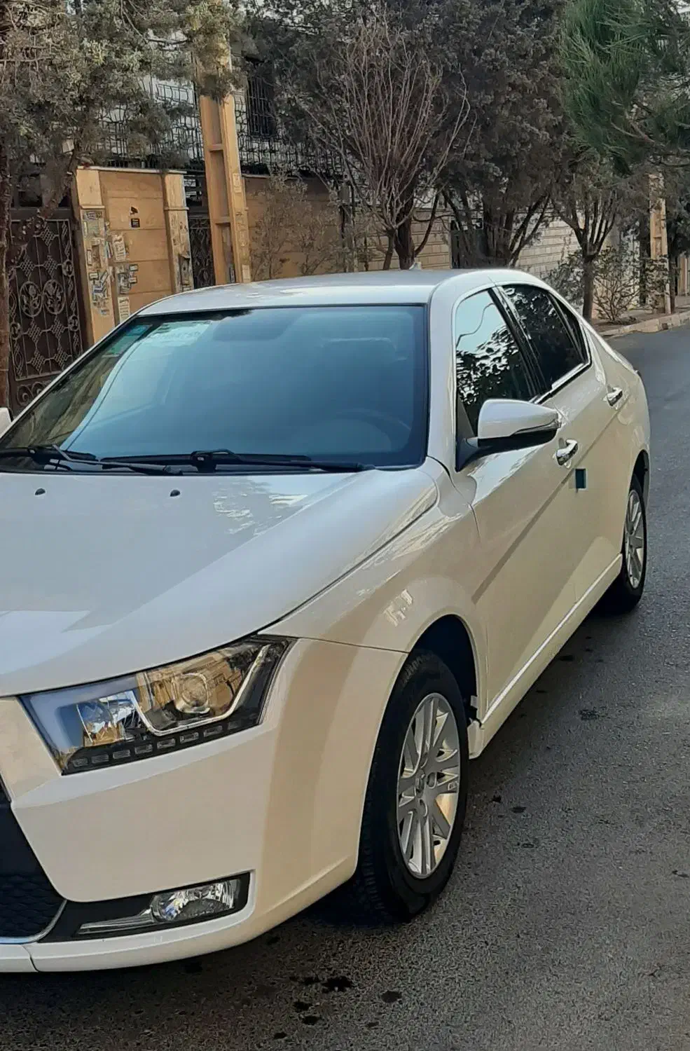 دنا پلاس 6 دنده EF7p|خودرو سواری و وانت|پرند, فاز ۱|دیوار