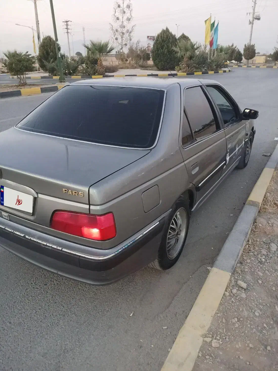 پژوپارس مدل۸۸ دوگانه|خودرو سواری و وانت|نجف‌آباد, شهید بهشتی|دیوار