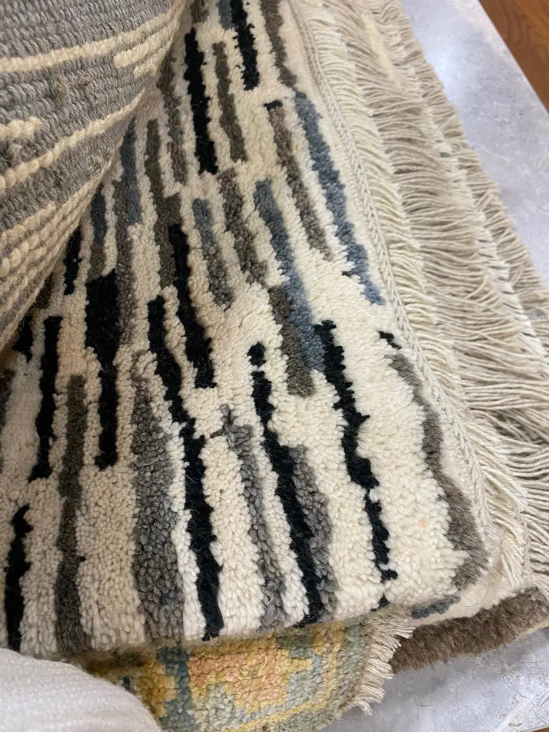 فرش تمام دستبافت نخ دستریس رنگرزی گیاهی|فرش|تهران, اوقاف|دیوار