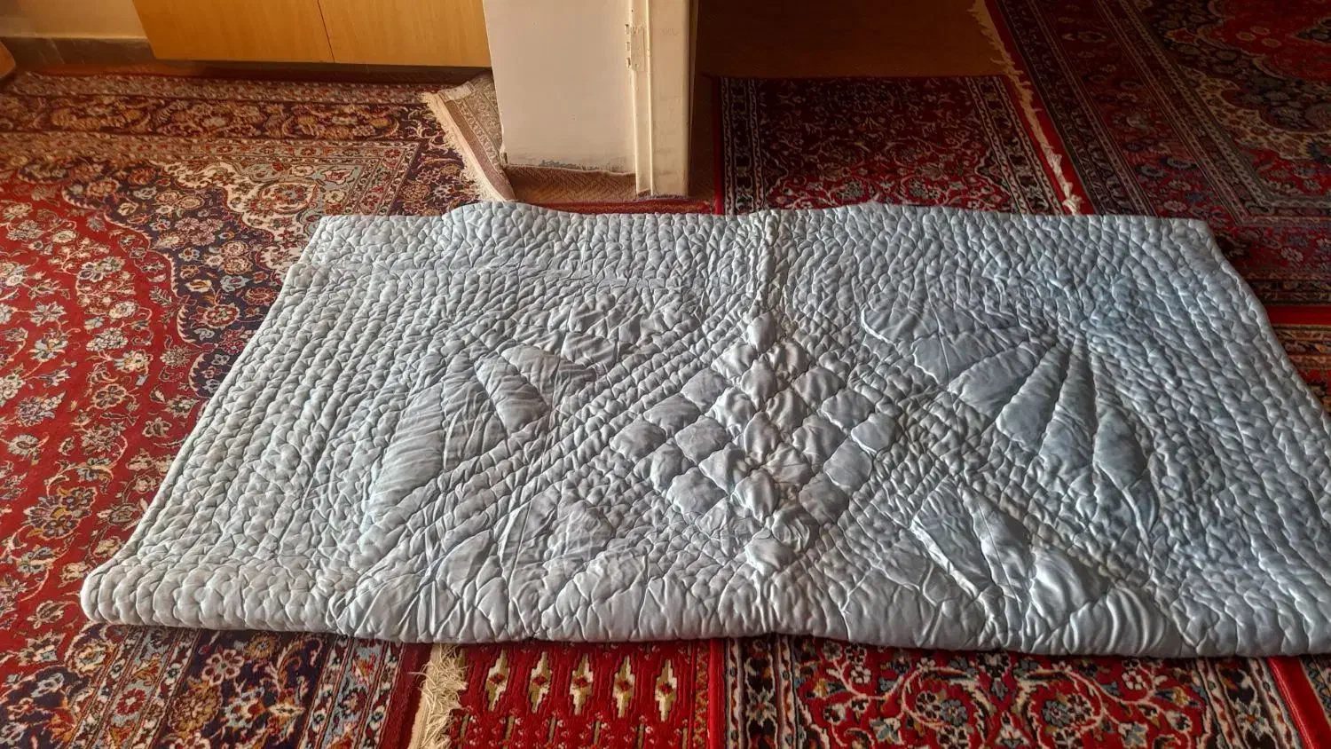 لحاف|رختخواب، بالش، پتو|اصفهان, بابوکان|دیوار