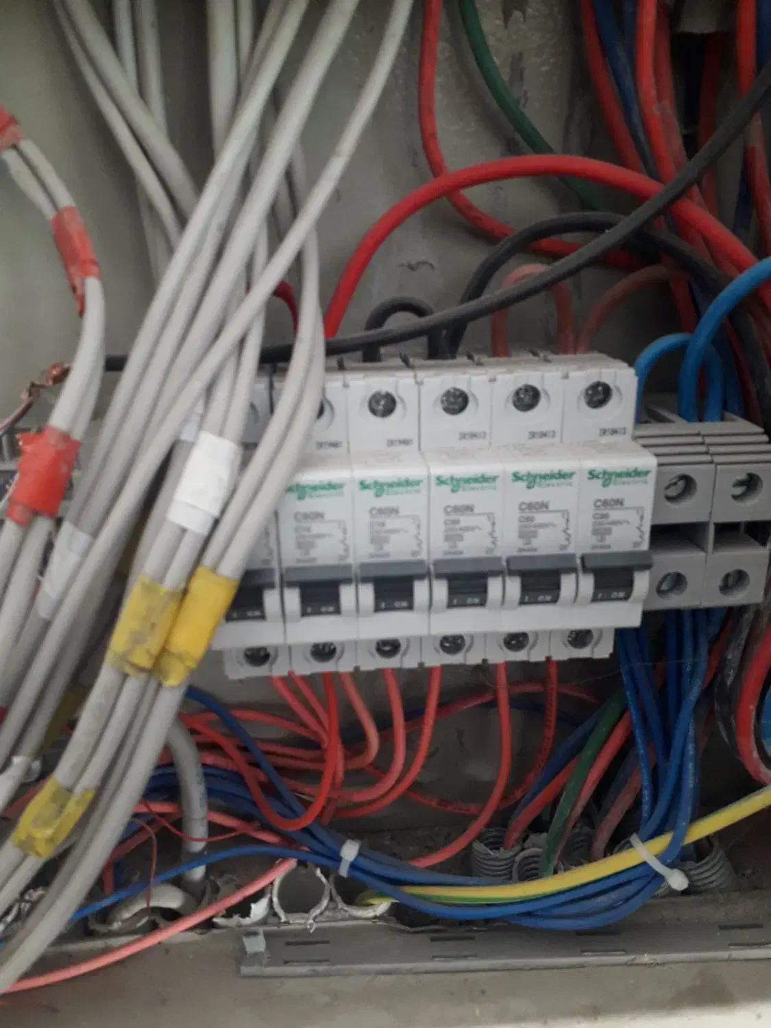 برقکاری مسکونی و تجاری|خدمات پیشه و مهارت|لواسان, |دیوار