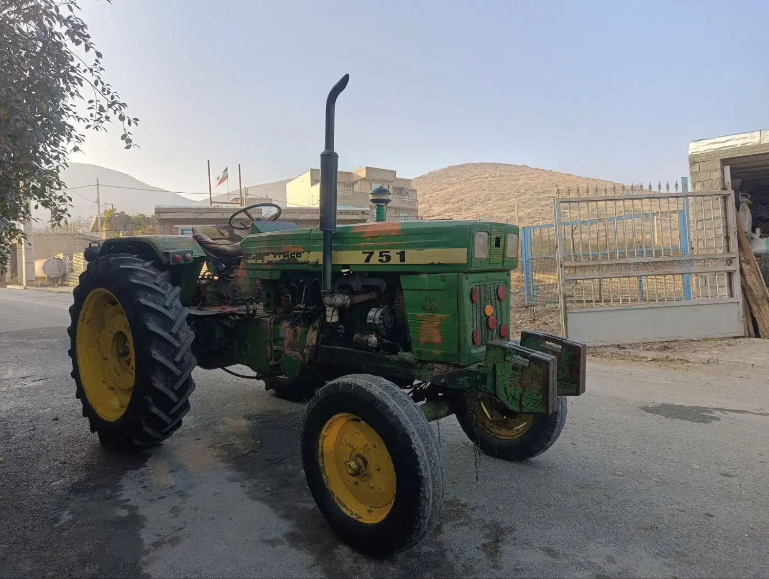 تراکتور ای تی ام|خودرو سنگین|نقده, |دیوار