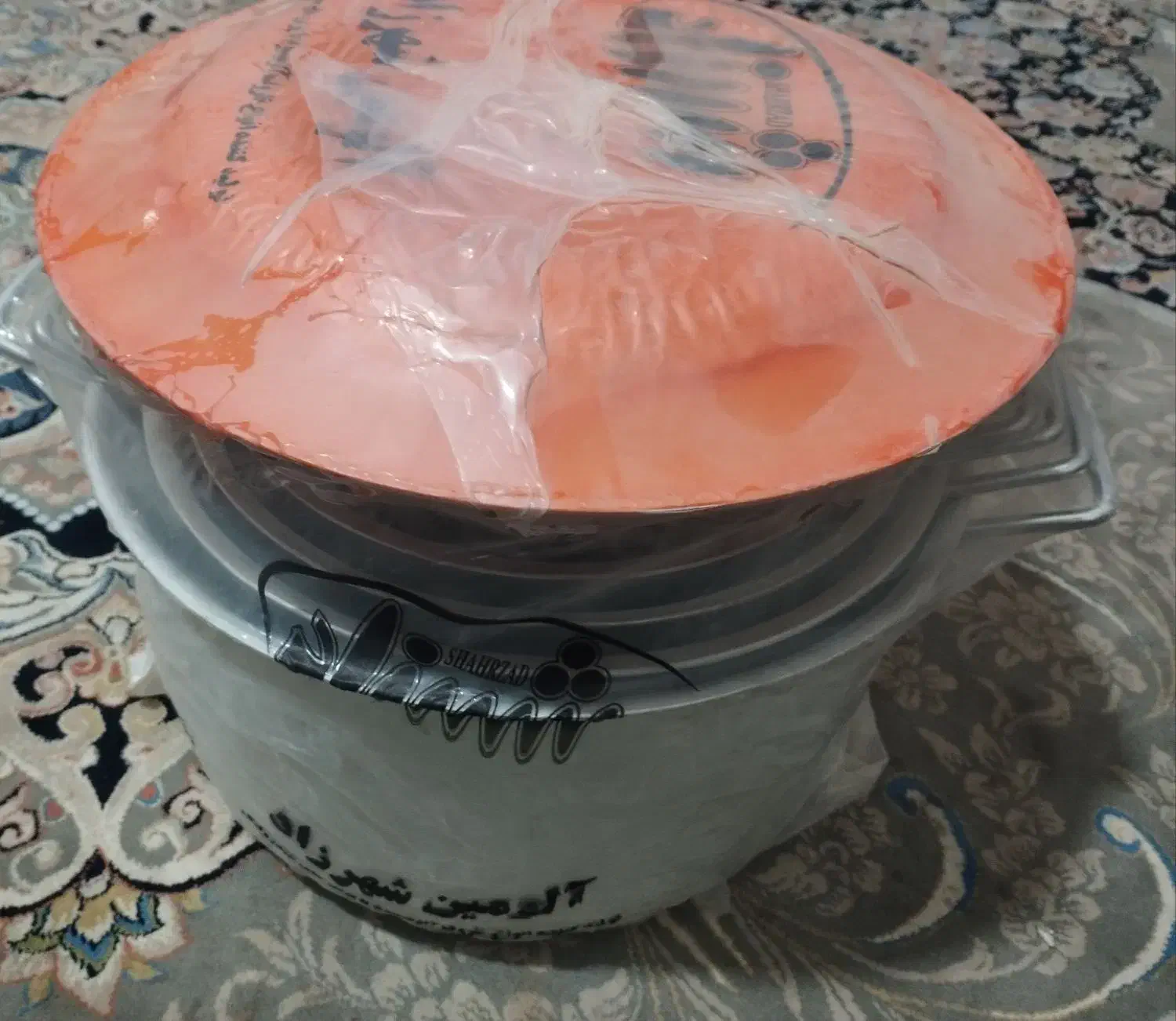 قابلمه|ظروف پخت‌وپز|زابل, |دیوار