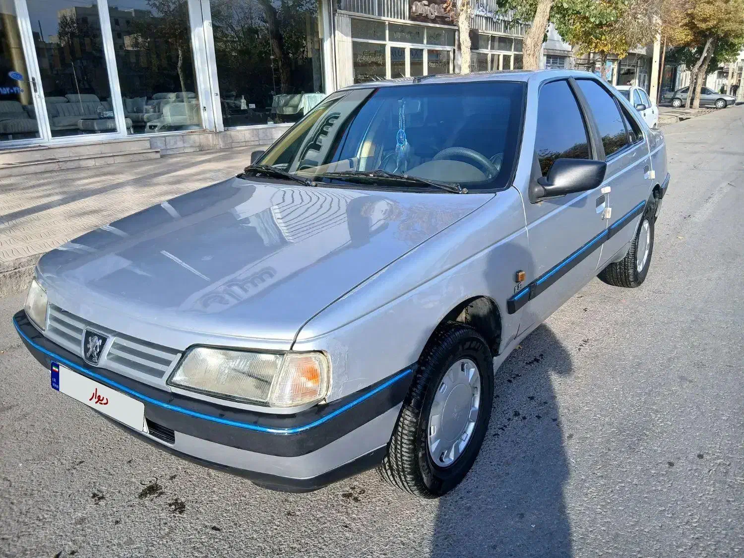 پژو۴۰۵نقره ای مدل ۹۳|خودرو سواری و وانت|اردبیل, |دیوار