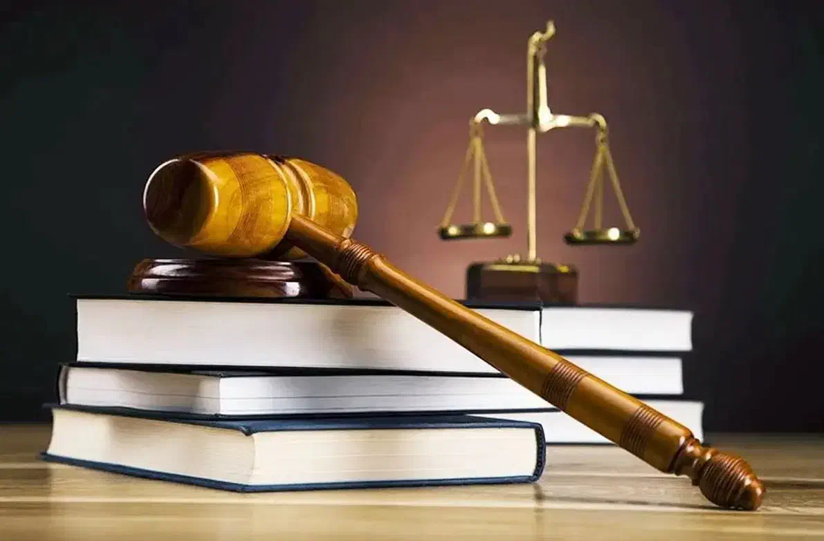 دکترای حقوق دارای پروانه وکالت - پاره وقت|استخدام مالی، حسابداری، حقوقی|تهران, آرژانتین|دیوار