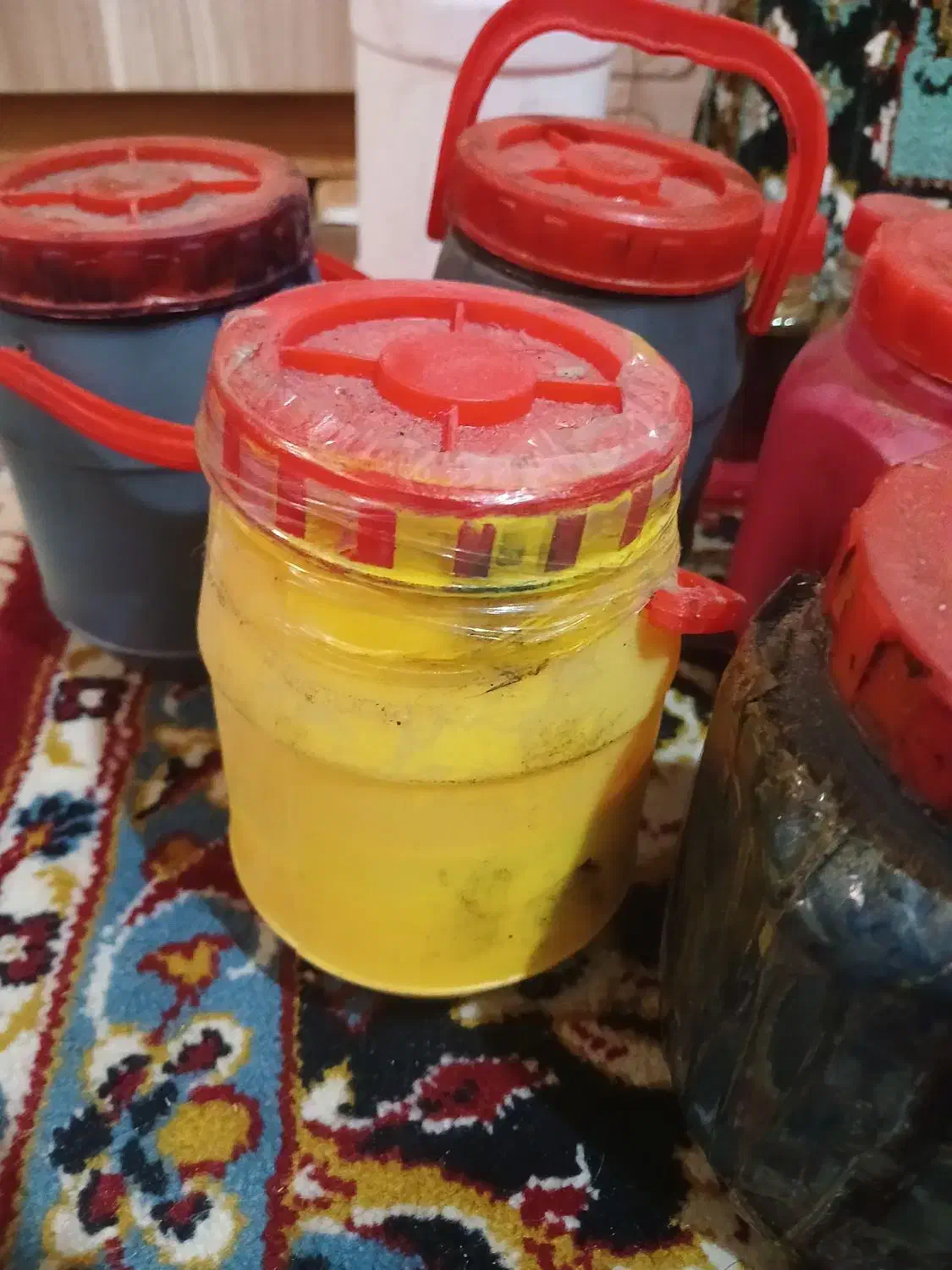 رنگ پوشاک و شابلون پوشاک|لوازم خیاطی و بافتنی|رشت, رودباری|دیوار