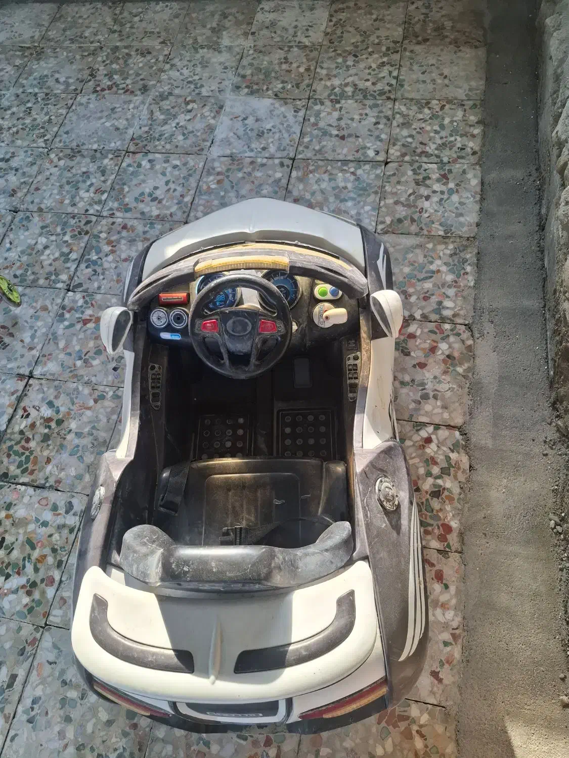 ماشین شارژی|اسباببازی بچه|سندرک, |دیوار