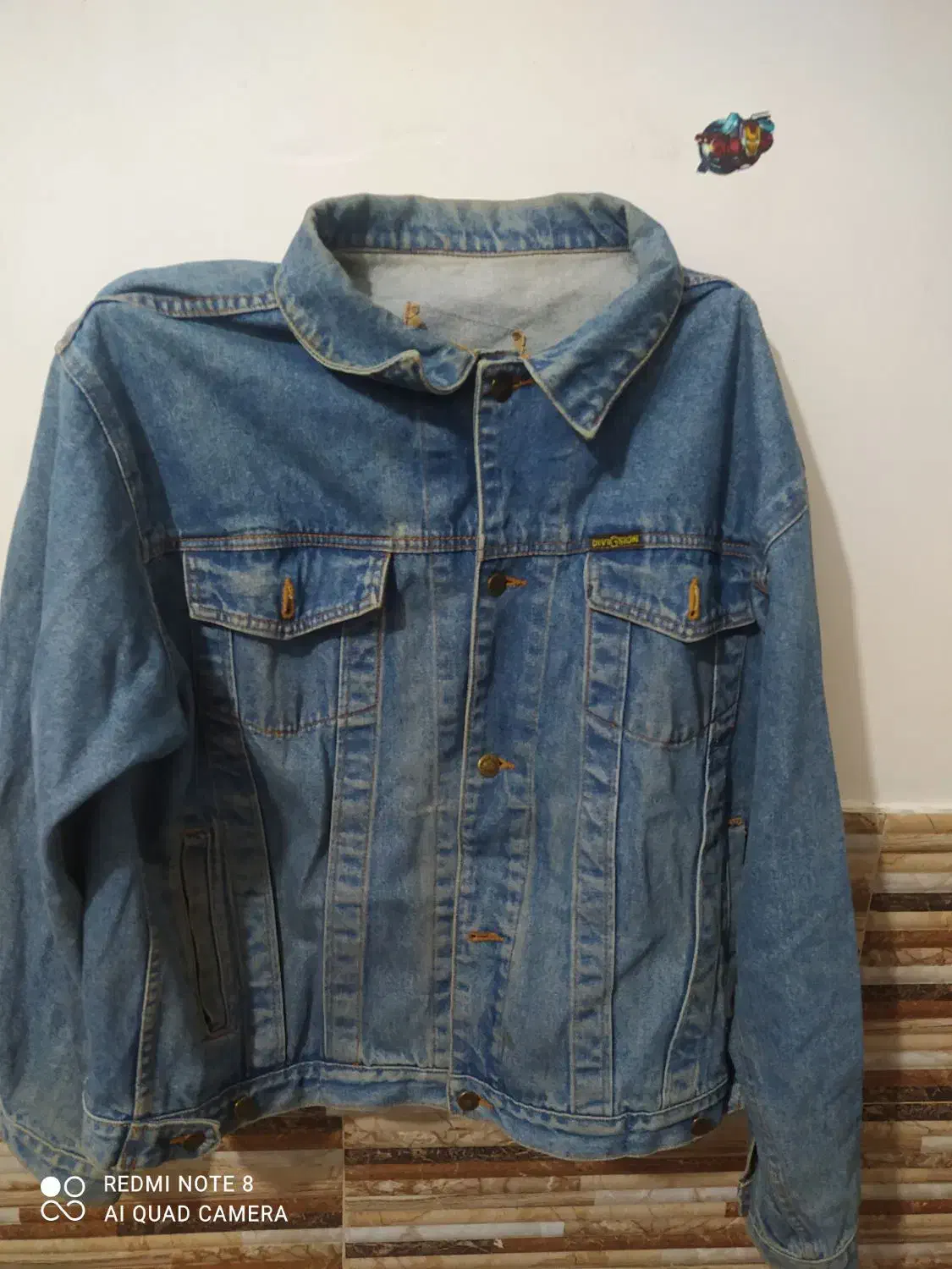 کاپشن لی|لباس|شهرکرد, |دیوار