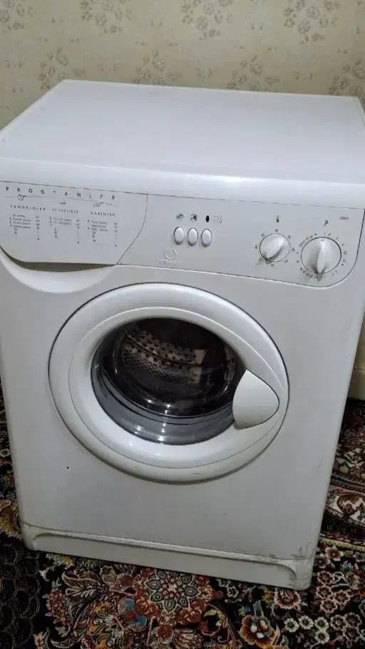 لباسشویی ایندزیت ایتالیا|ماشین لباسشویی و خشککن لباس|تهران, سیروس|دیوار