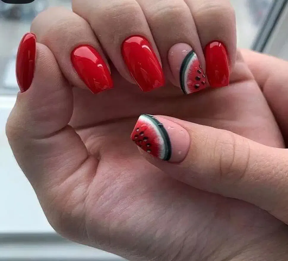 مدل برای ناخن ویژه شب یلدا|خدمات آرایشگری و زیبایی|تهران, شمشیری|دیوار