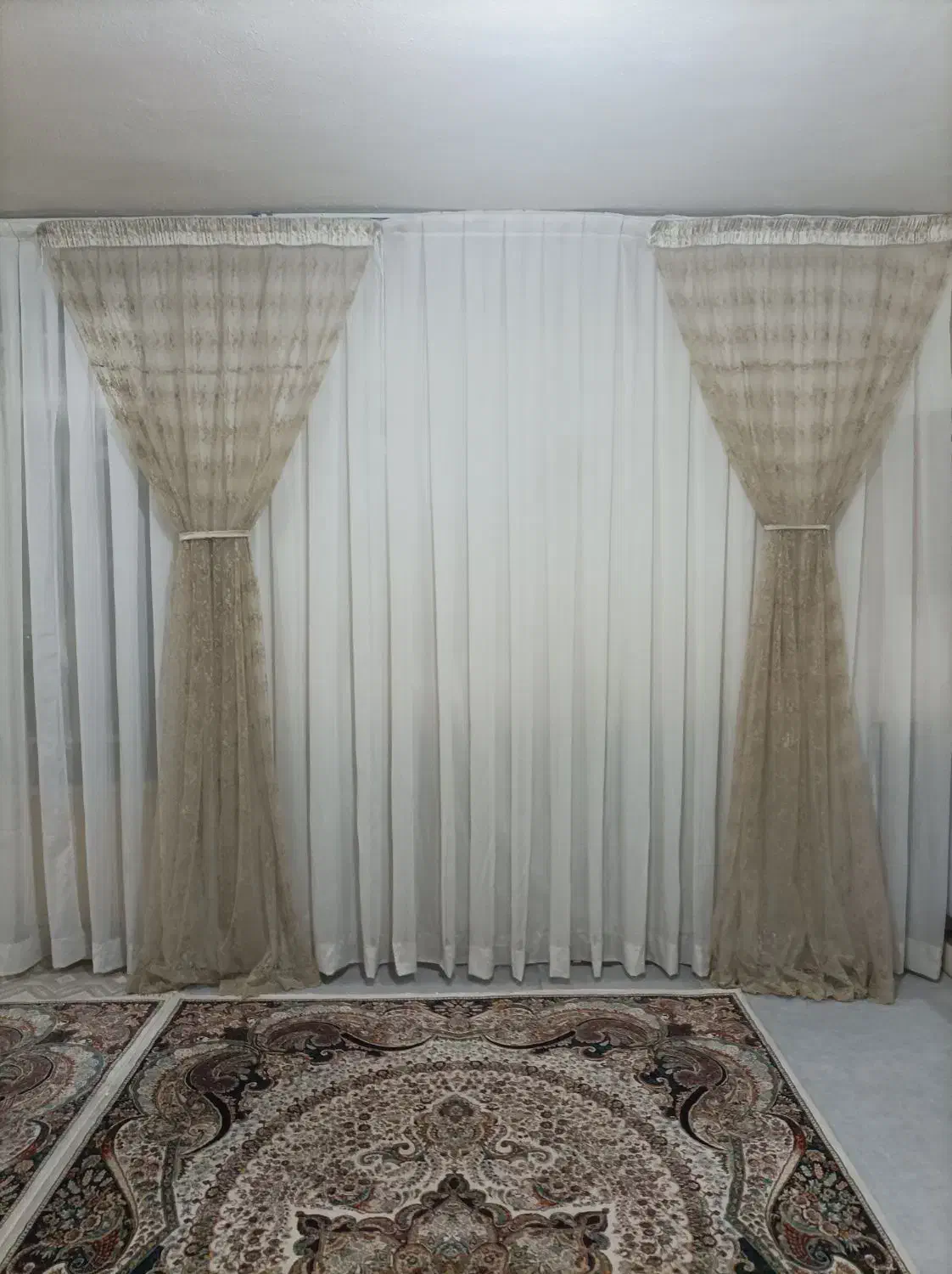 پرده حریر ترک پلیسه در حد نو|پرده، رانر، رومیزی|چگنی, |دیوار