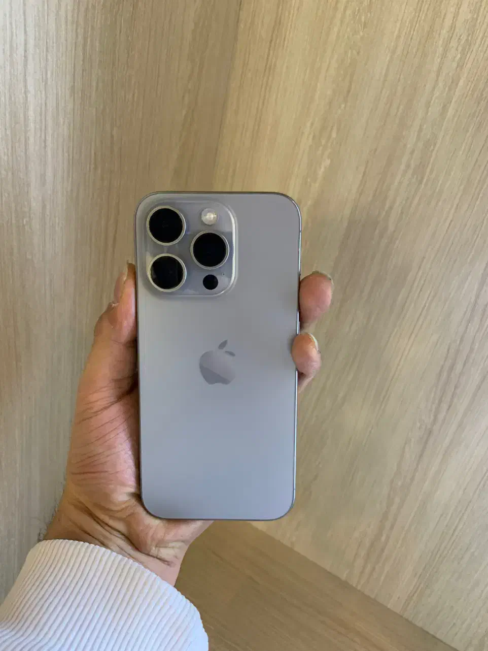 آیفون 15 پرو نچرال ۲۵۶ گیگ خیلی تمیز|موبایل|مشهد, احمدآباد|دیوار