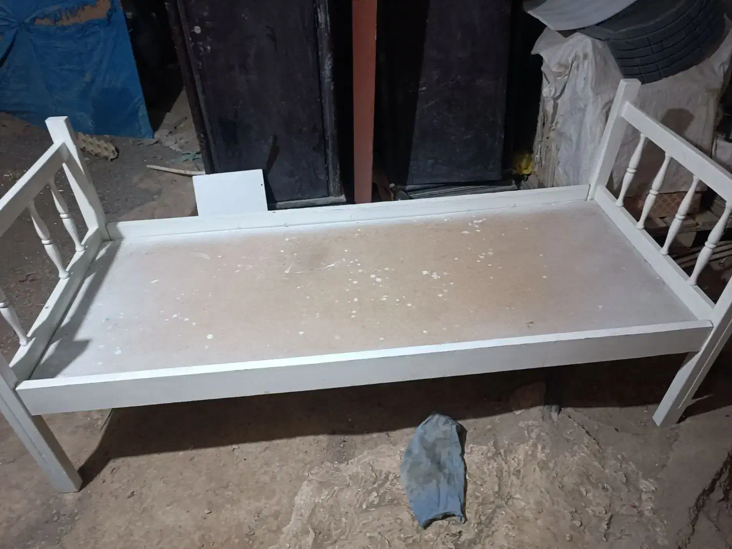 تخت و کمد بچه|اسباب و اثاث بچه|مشهد, سرافرازان|دیوار