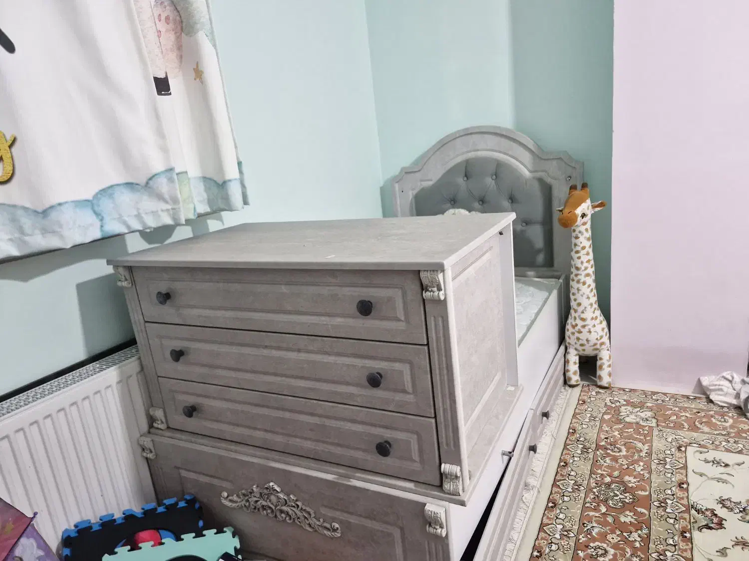 تخت نوزاد نوجوان به همراه تشک نو|تخت و صندلی بچه|فردیس, شهرک وحدت|دیوار