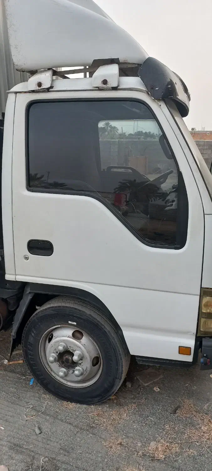 ایسوزو۵۲۰۰ مدل ۸۷|خودرو سنگین|منوجان, |دیوار