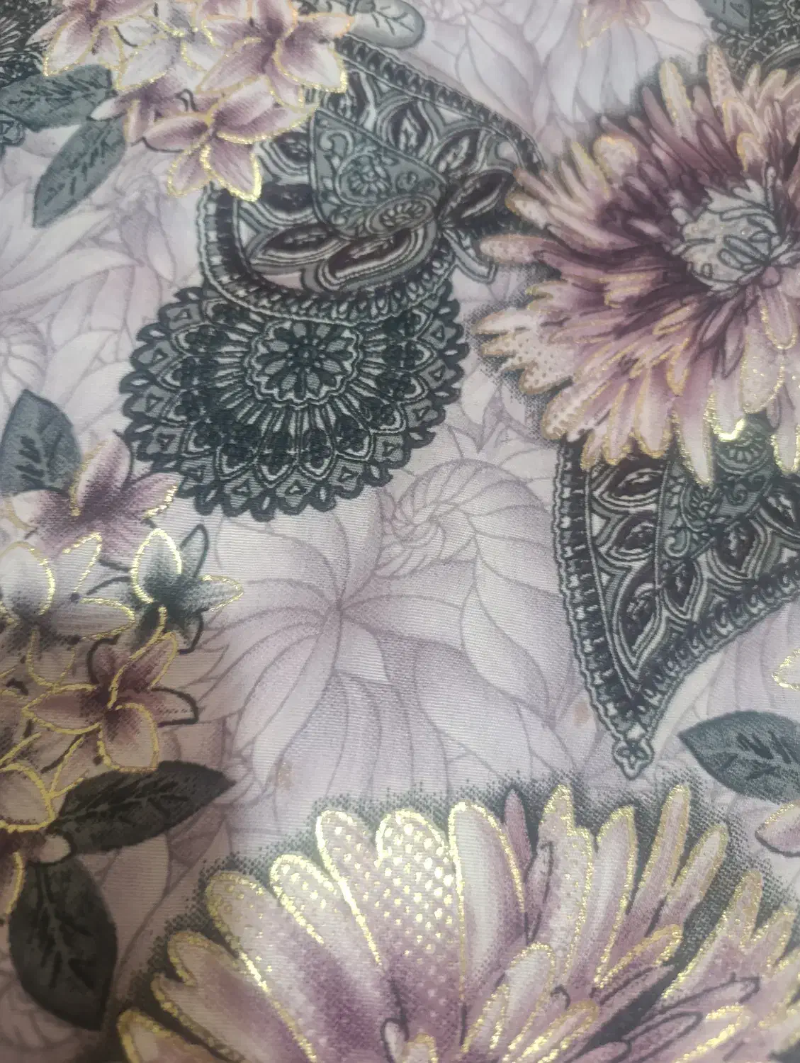 دو عدد قواره چادری|لباس|شریفآباد, |دیوار