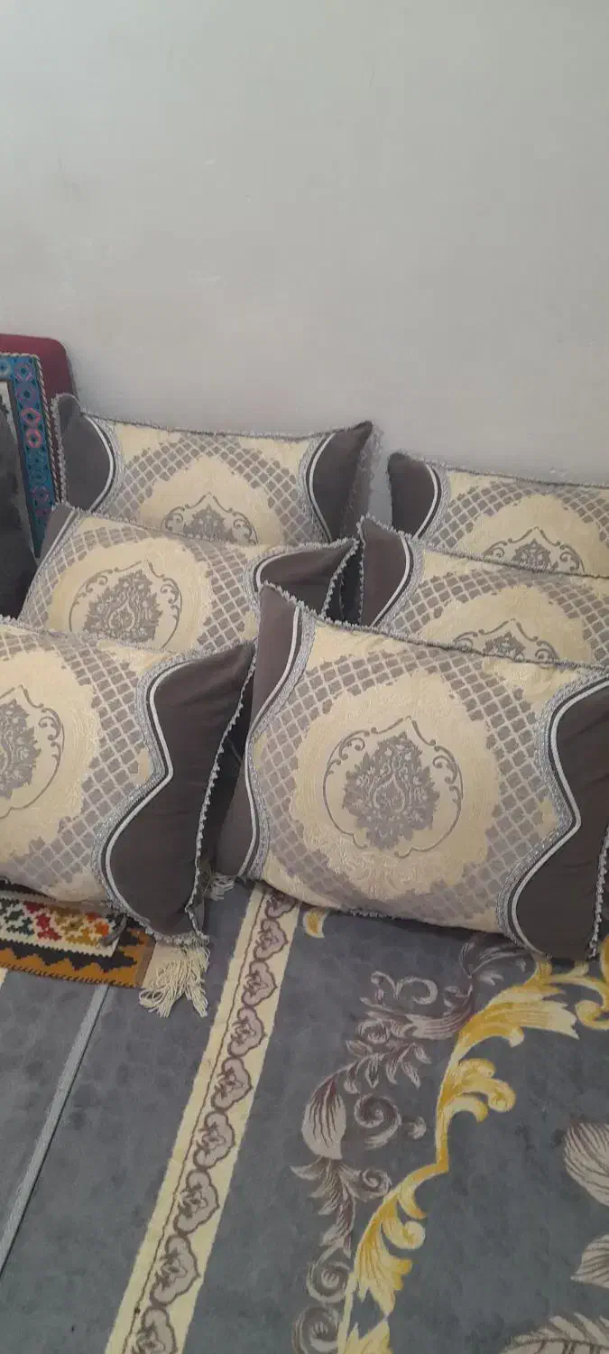 بالشت گرد و متکا جنس پارچه مخمل 6ست|رختخواب، بالش، پتو|کازرون, |دیوار