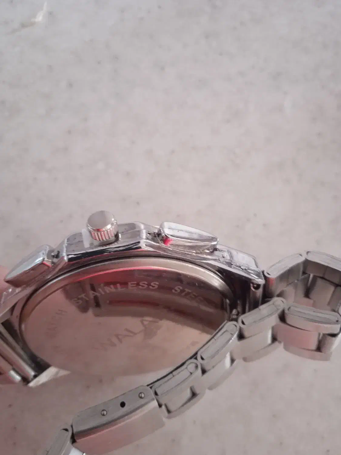 ساعت مچی|ساعت|یزد, |دیوار