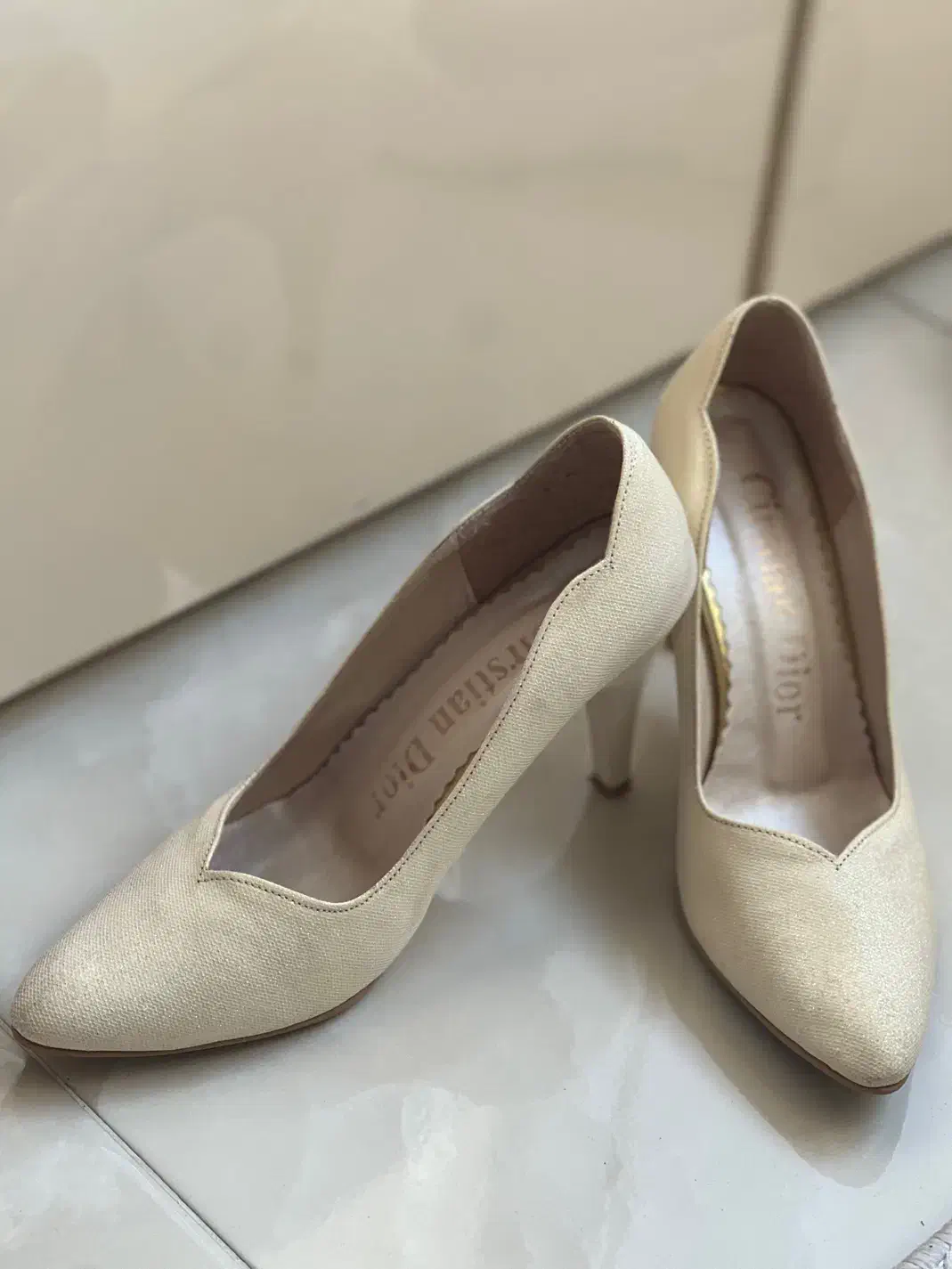 کفش مجلسی|کیف، کفش، کمربند|قائم‌شهر, |دیوار