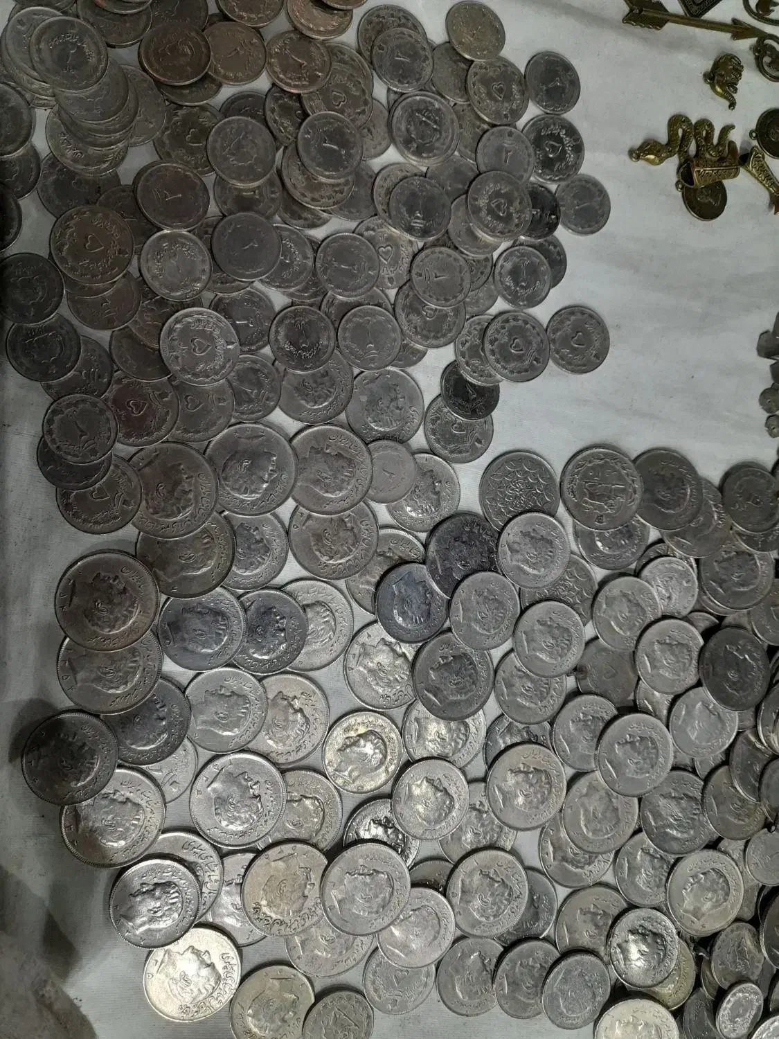 انواع سکه شاهی وجمهوری|کلکسیون سکه، تمبر، اسکناس|ملارد, |دیوار