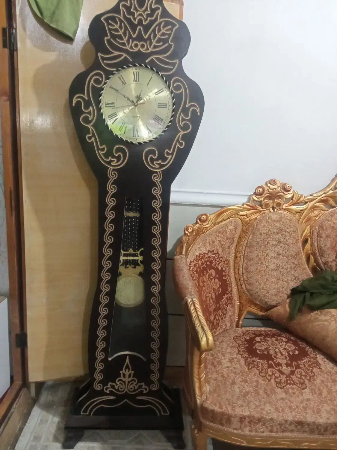 ساعت سر پایی.تمیز در حدنوزیاد کار نکرده|کلکسیون اشیاء عتیقه|بهبهان, |دیوار