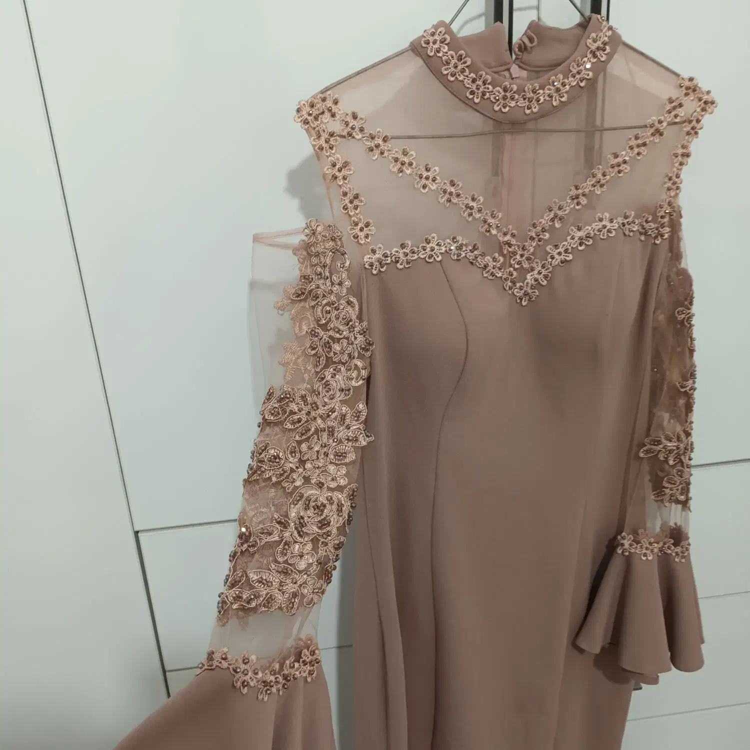 پیراهن مجلسی|لباس|ابهر, |دیوار