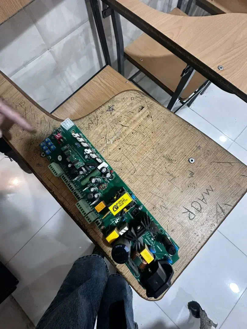 تعمیرات کرکره و جک بازویی سکوریت و جوشکاری سیار|خدمات پیشه و مهارت|ایوان, |دیوار