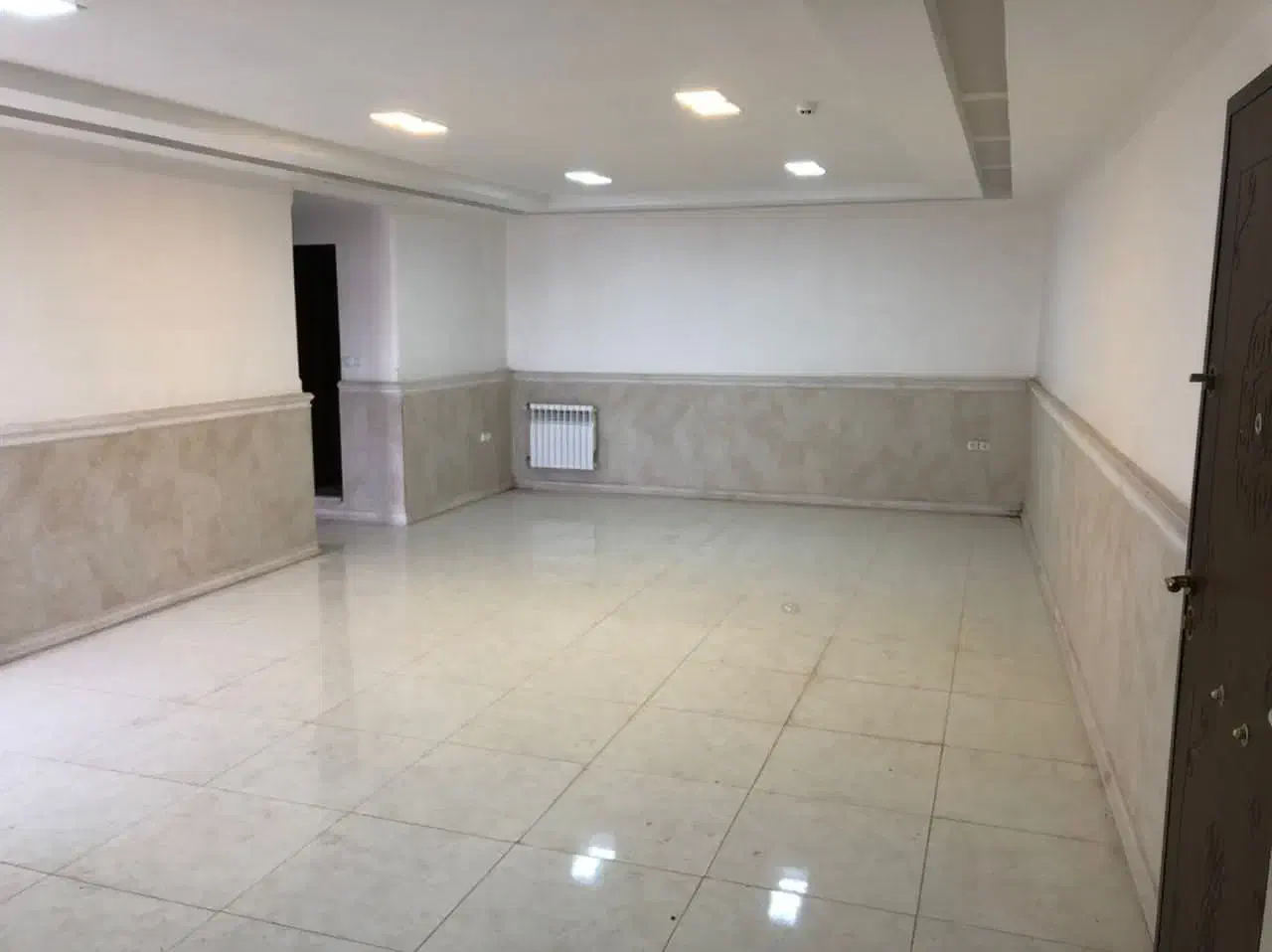 مطب چهار خواب تک واحدی در چهارراه گلسار|فروش دفتر کار، اتاق اداری، مطب|رشت, گلسار|دیوار