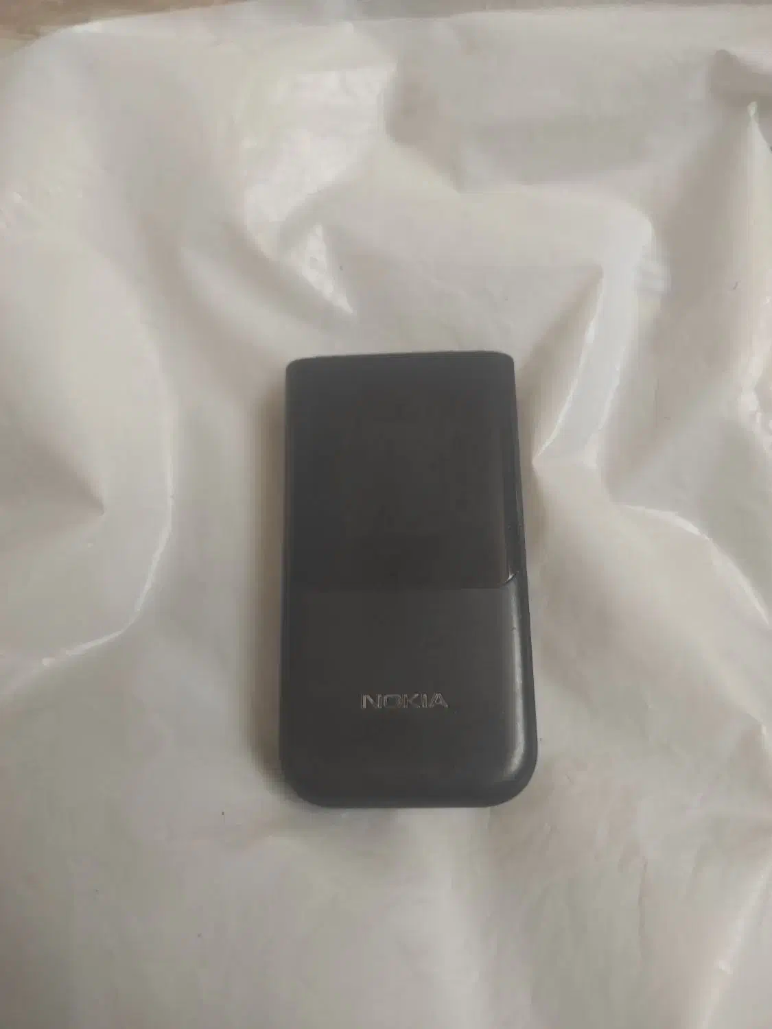 فروش یک دستگاه گوشی نوکیا تاشو|موبایل|هرسین, |دیوار