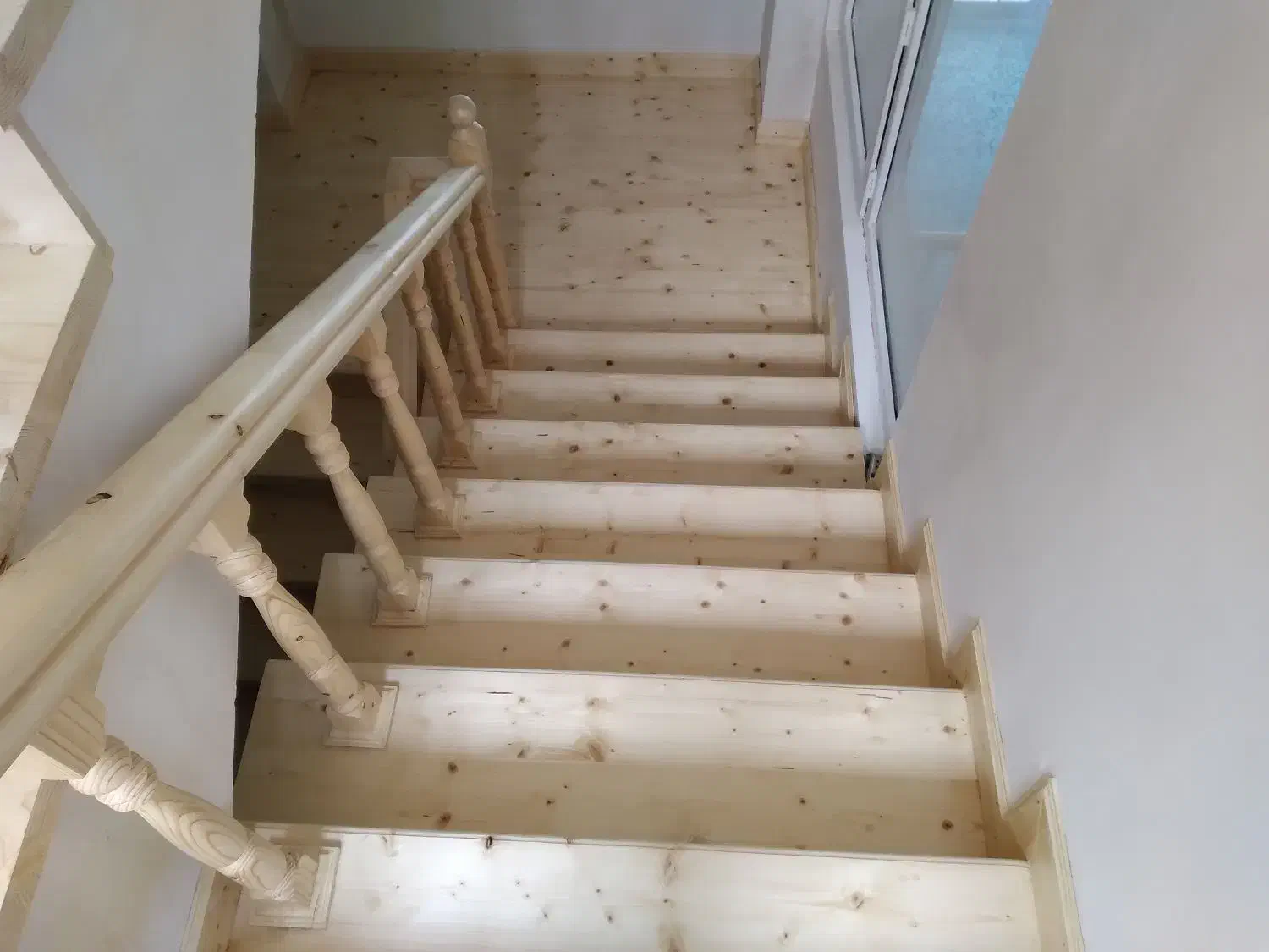 اجرای لمبه کوبی و pvc و... با قیمت مناسب|خدمات پیشه و مهارت|نوشهر, |دیوار