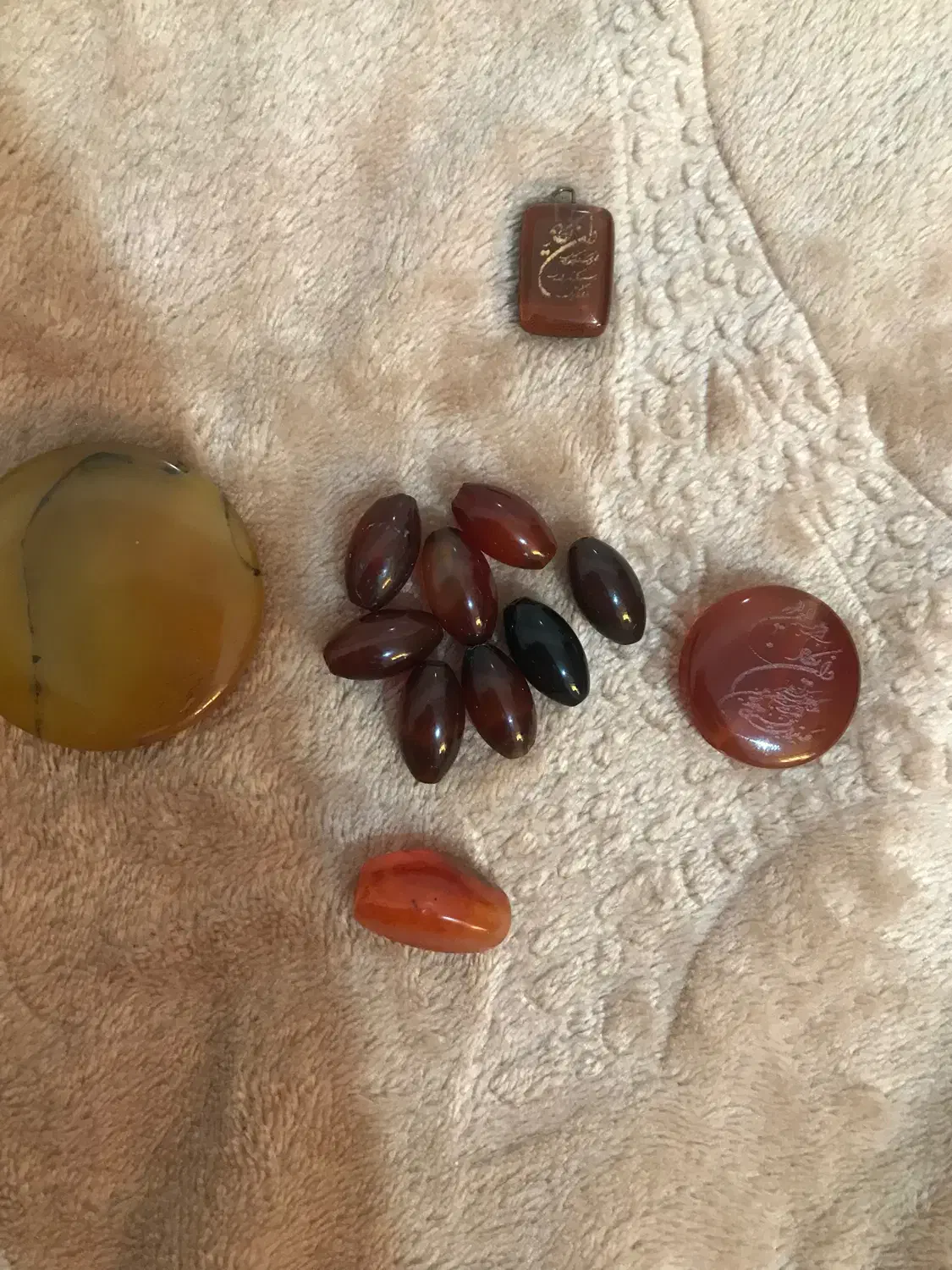 سنگ عقیق|جواهرات|حاجی آباد, |دیوار