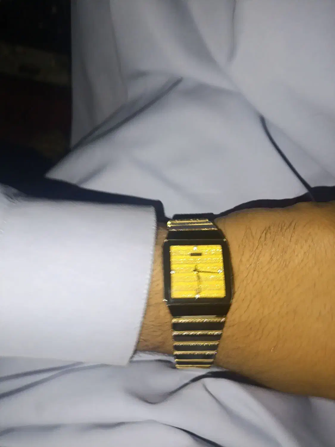 ساعت آناتوم|ساعت|ایرانشهر, |دیوار