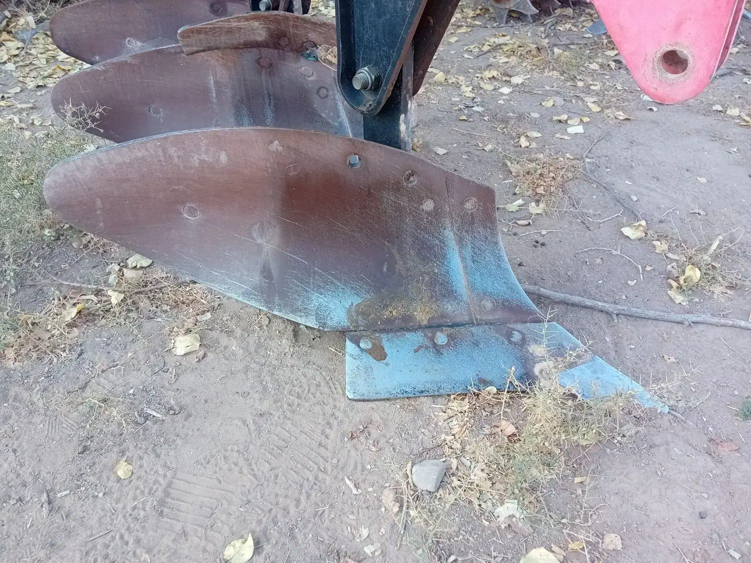 ادبات کشاورزی|ماشین‌آلات صنعتی|بوئین زهرا, |دیوار