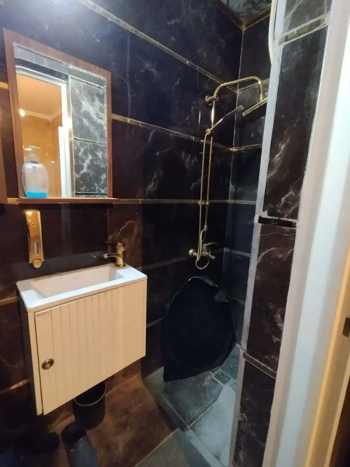 آپارتمان اداری / مسکونی / بازسازی شده