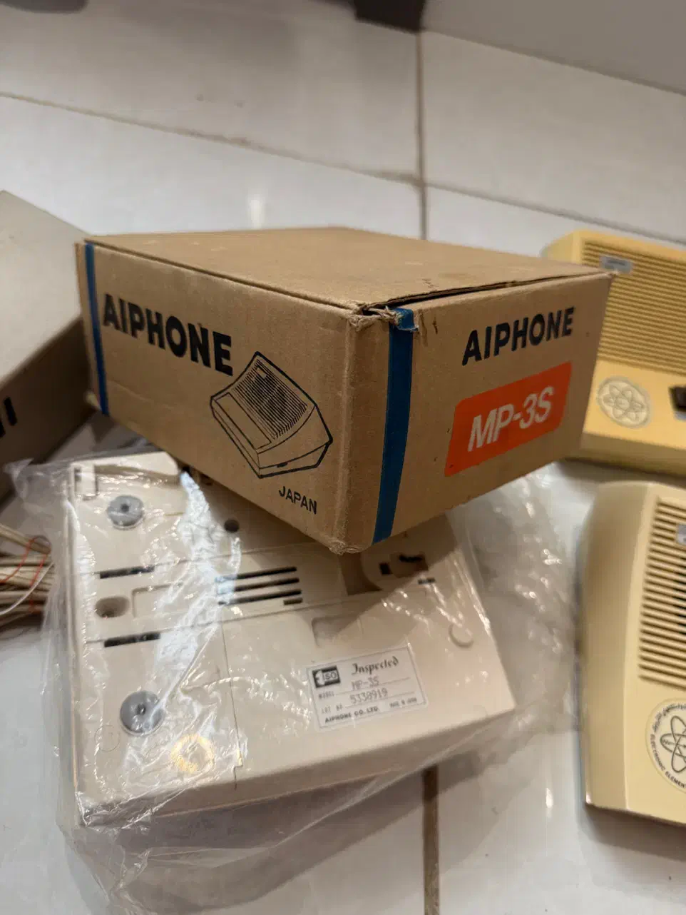 ایفون قدیمی|صوتی و تصویری|پاکدشت, پاکدشت (مامازند)|دیوار