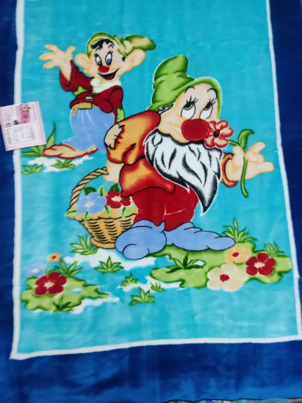 پتو گلبافت|رختخواب، بالش، پتو|اهر, |دیوار