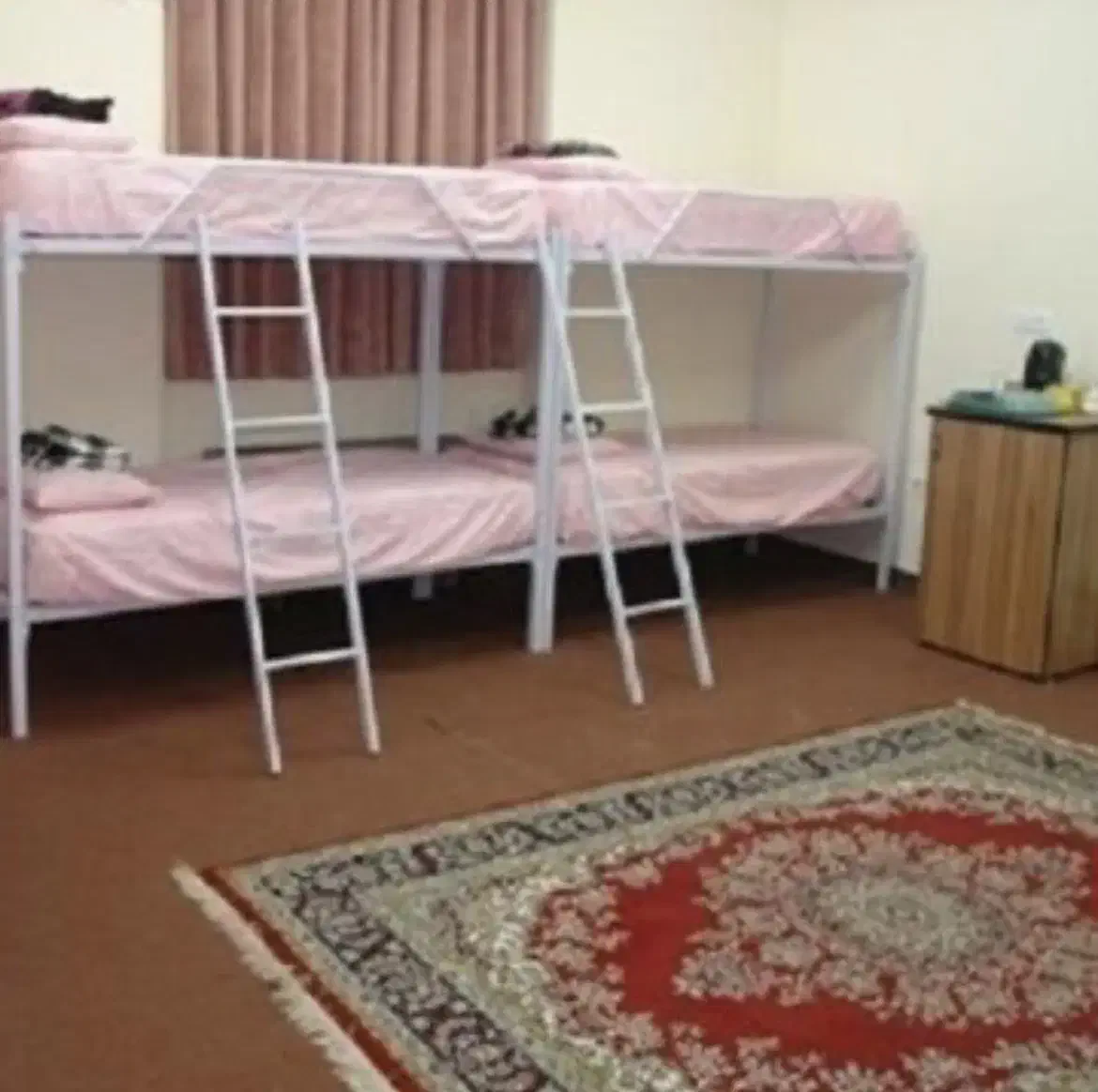 هتل سوییت مبله ۴ تخته با وسایل و اینترنت وای فای|اجارهٔ کوتاهمدت آپارتمان و سوئیت|تهران, جیحون|دیوار