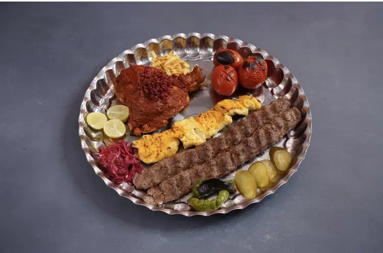 سرمایه گذار|استخدام مالی، حسابداری، حقوقی|قم, بنیاد|دیوار