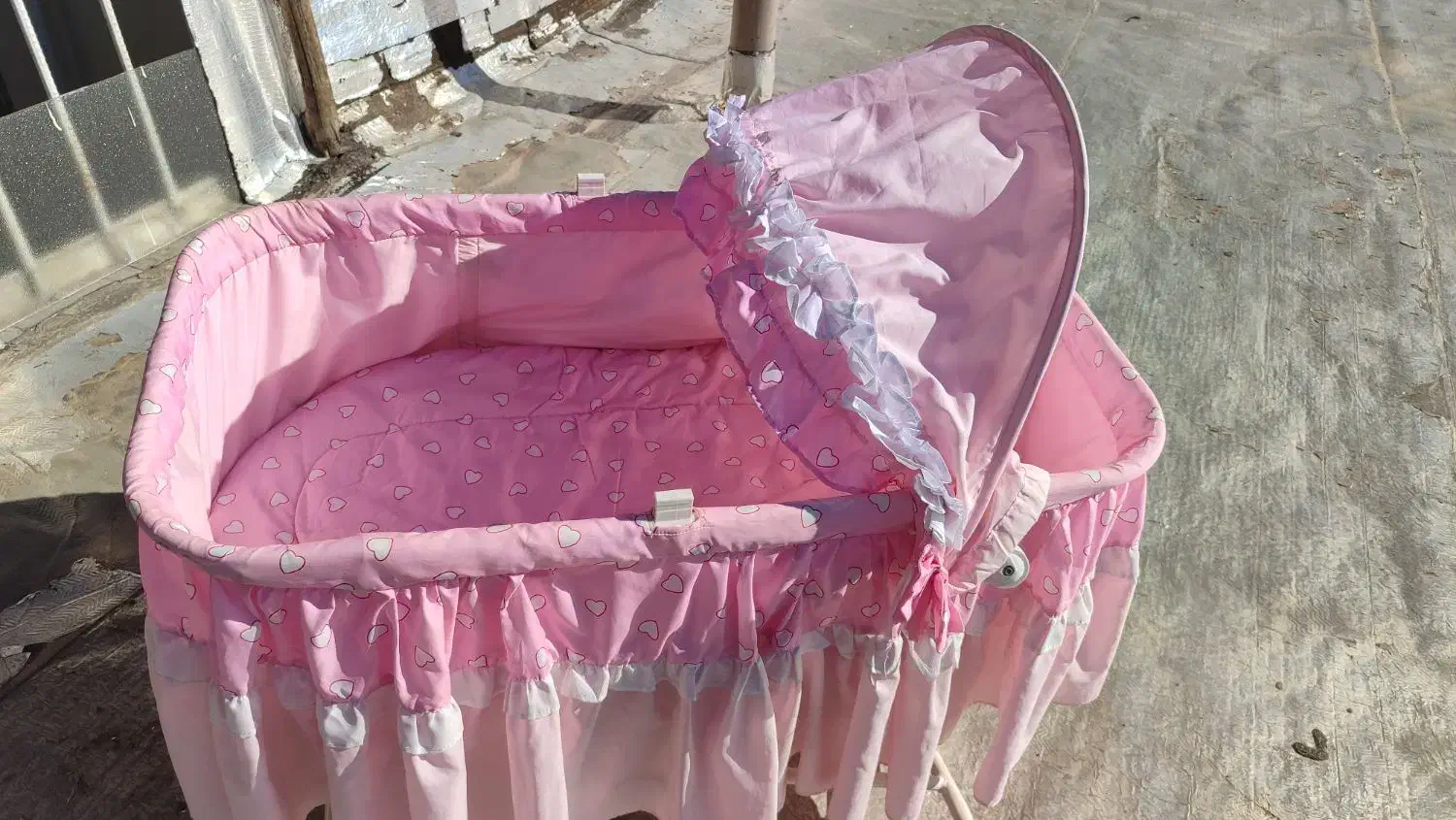 گهواره نوزاد|اسباب و اثاث بچه|مریوان, |دیوار