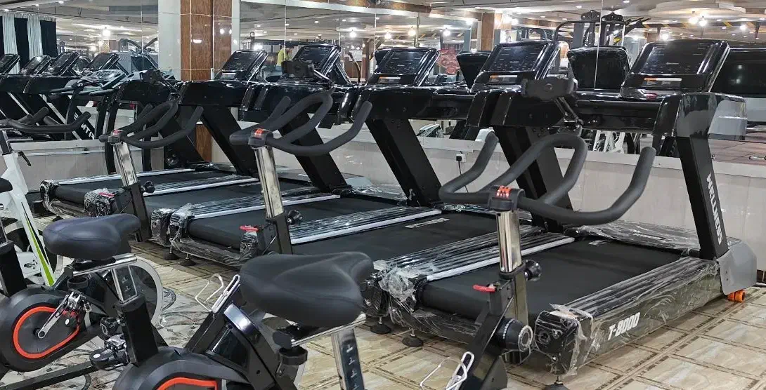 فروش تردمیل باشگاهی T8000|تجهیزات ورزشی|ارومیه, |دیوار