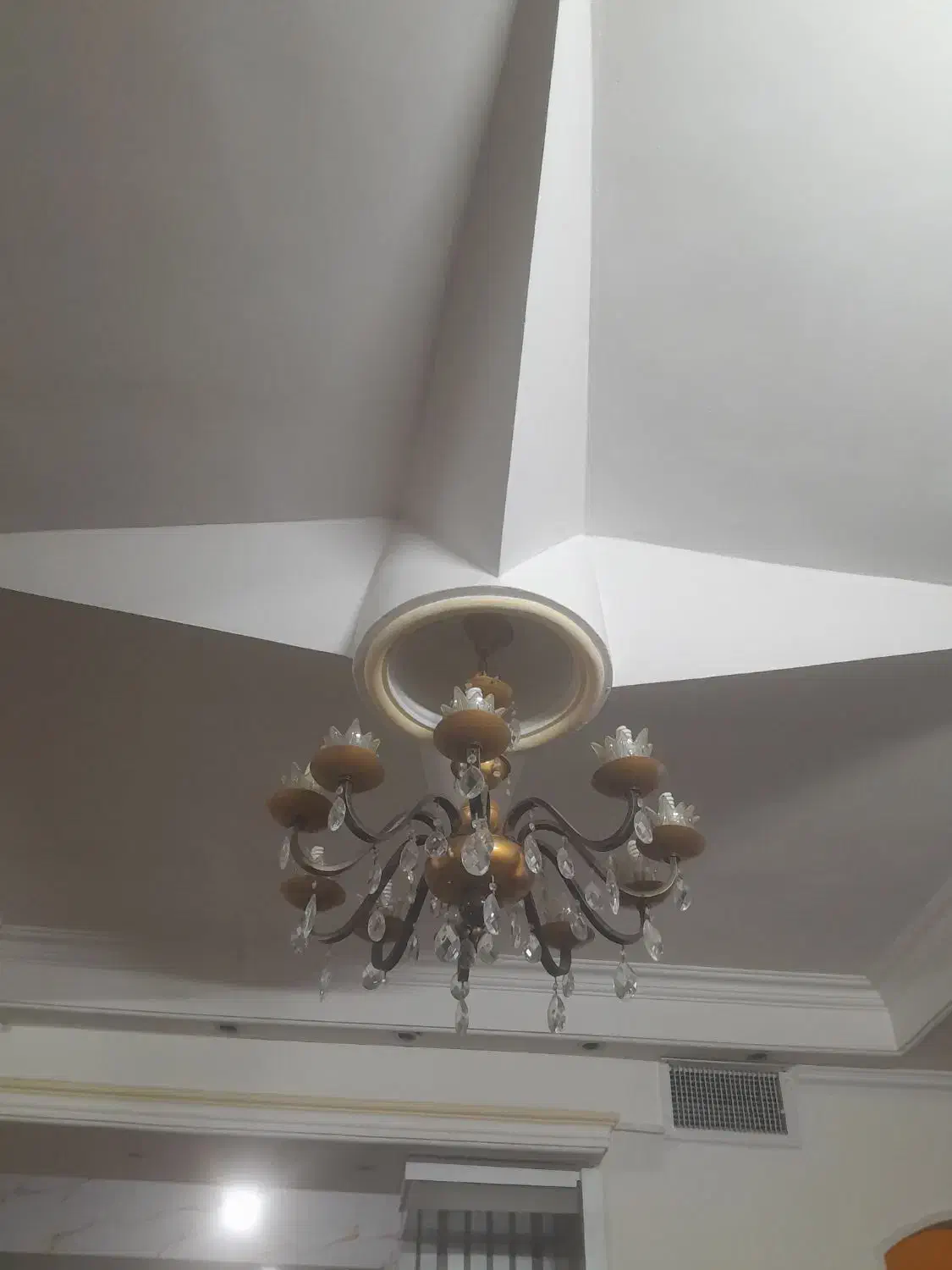 ۲ عدد لوستر درحدنو بزرگ ۱۰ شاخه برنج|لوستر و چراغ آویز|شاندیز, |دیوار