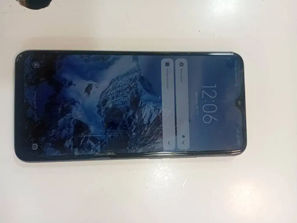 شیائومی ردمی ۹بدون خط و خش شارژر و ایرپاد|موبایل|شیراز, معالی‌آباد|دیوار