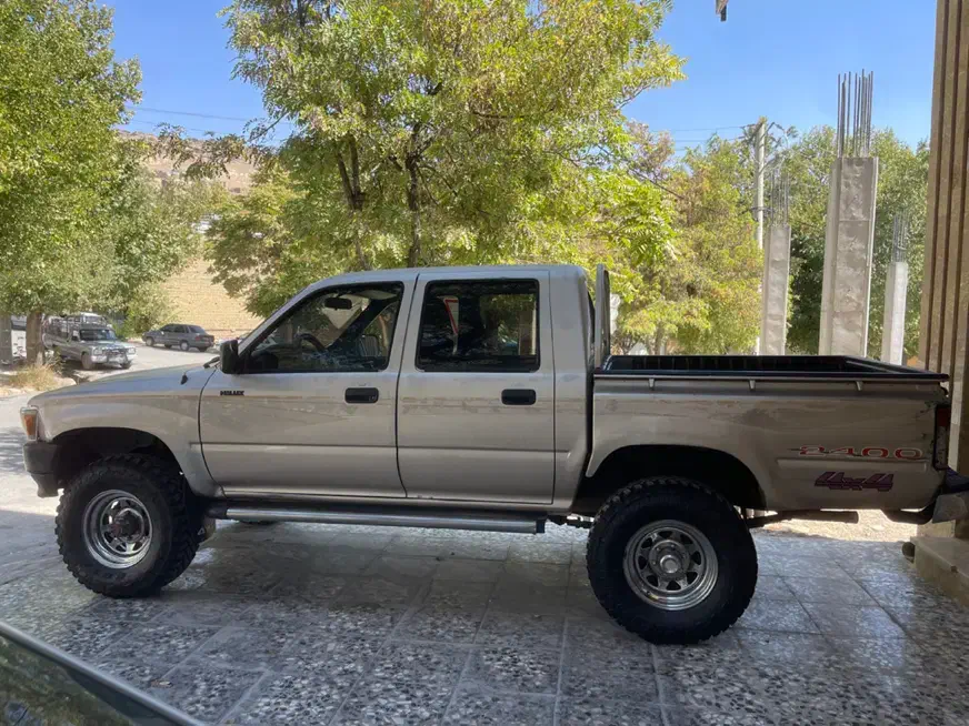 تویوتاهایلوکس مدل1997|خودرو سواری و وانت|سمیرم, |دیوار