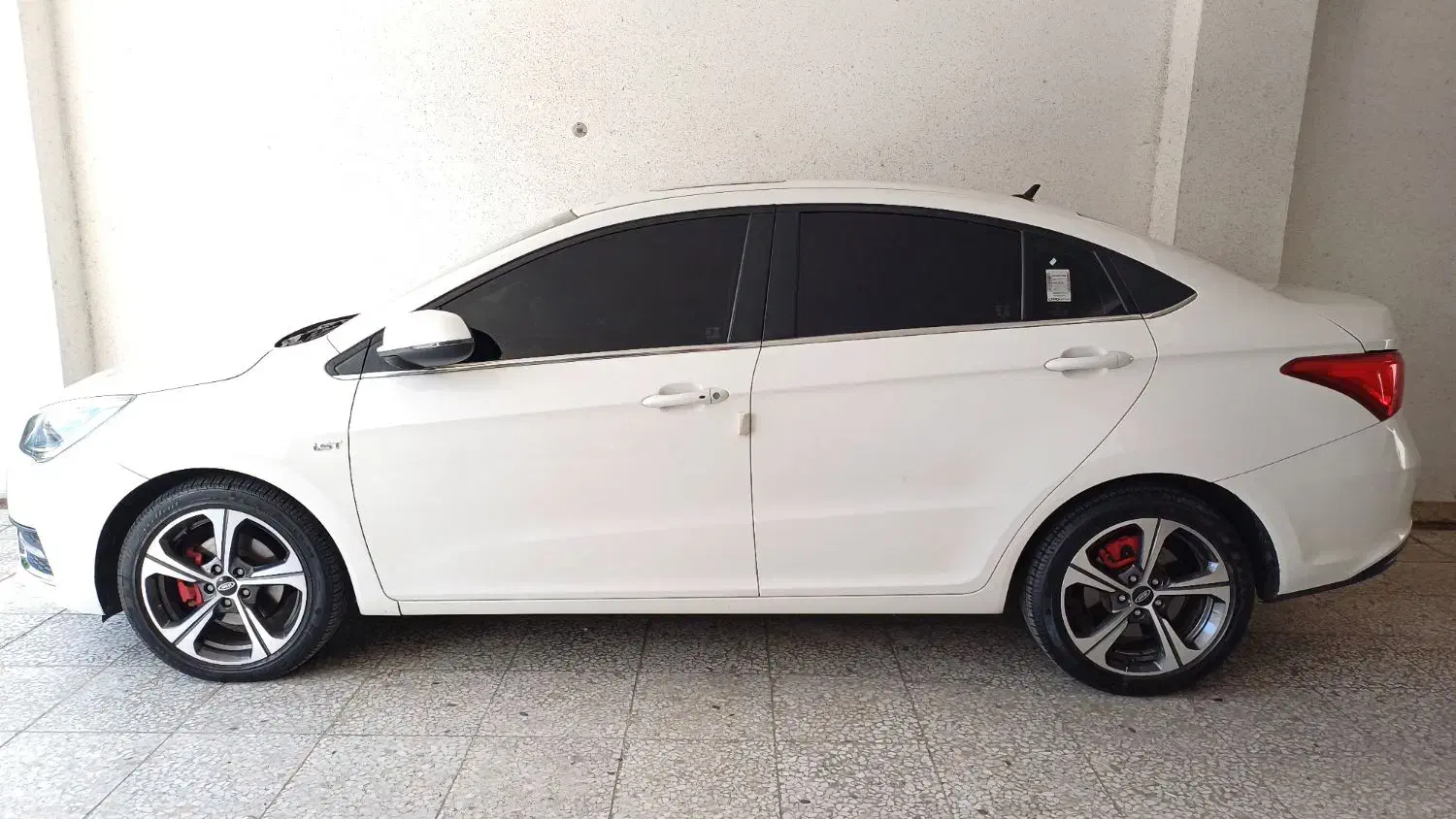 فروش اریزو ۵ مدل ۱۴۰۱|خودرو سواری و وانت|بندر انزلی, امامزاده|دیوار