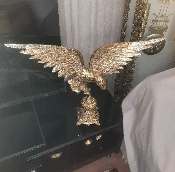 عقاب برنزی بزرگ|مجسمه، تندیس، ماکت|تبریز, |دیوار