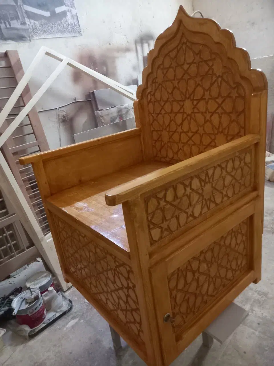منبر چوبی|صندلی و نیمکت|اهواز, فتح|دیوار